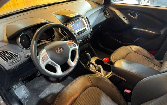 imagem-https://www.socarrao.com.br/sc-vehicle-images-prod/3345551/1789560689442-gb-ad93c86.jpeg