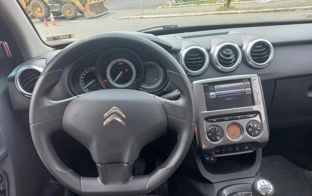 imagem-https://www.socarrao.com.br/sc-vehicle-images-prod/3345605/1788897125708-8400541_6_B_97cf012bae.jpeg