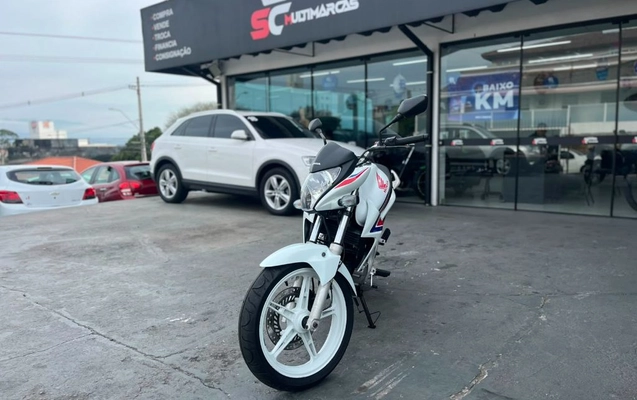 imagem-https://www.socarrao.com.br/sc-vehicle-images-prod/3345635/1787251992322-gb-cd4ed97.jpeg