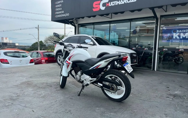 imagem-https://www.socarrao.com.br/sc-vehicle-images-prod/3345635/1787251992323-gb-3783385.jpeg