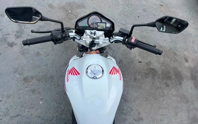 imagem-https://www.socarrao.com.br/sc-vehicle-images-prod/3345635/1787251992325-gb-96a11fd.jpeg