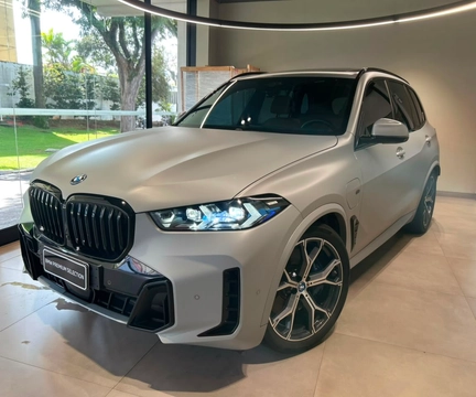 Bmw X5 2025 Cinza — foto 1 de 3