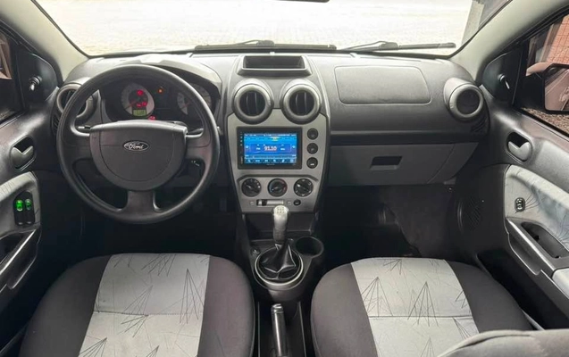 imagem-https://www.socarrao.com.br/sc-vehicle-images-prod/3345730/1787252413014-cac5ce9b-ae21-49c0-9459-a5e9b7b6d78b.jpg