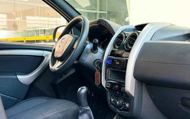 imagem-https://www.socarrao.com.br/sc-vehicle-images-prod/3345741/1787252535633-e894e8f6c9ee4c28b6dbaa047dcce066_1787252518660.jpg