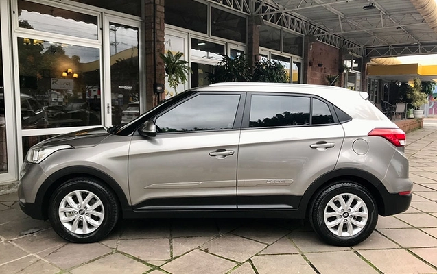 imagem-https://www.socarrao.com.br/sc-vehicle-images-prod/3345791/1787745410857-TxvdkZ4FOrmjOF2pgZrWTMSwSgs8doSK.jpg