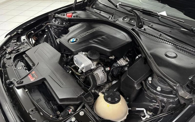 imagem-https://www.socarrao.com.br/sc-vehicle-images-prod/3345822/1789564689242-8400688_6_B_870492f7ad.jpeg