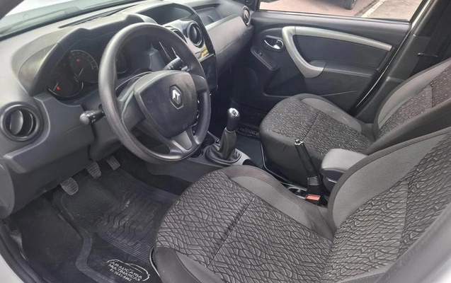 imagem-https://www.socarrao.com.br/sc-vehicle-images-prod/3345851/1787253149620-8400606_12_B_cc08422933.jpeg