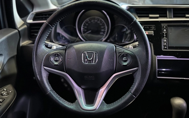 imagem-https://www.socarrao.com.br/sc-vehicle-images-prod/3345865/1787253153947-6_041155.jpg