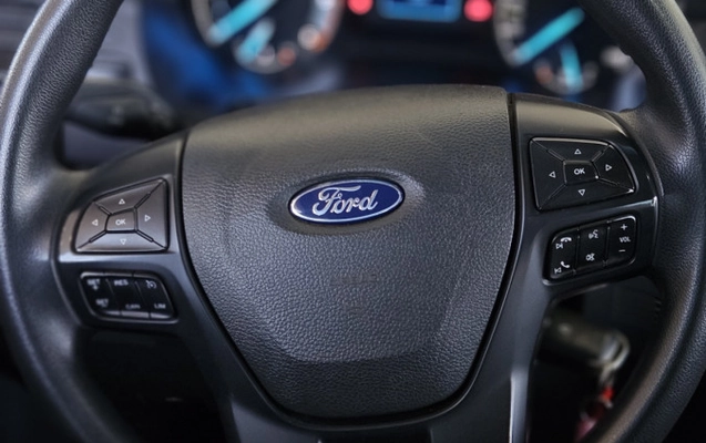 imagem-https://www.socarrao.com.br/sc-vehicle-images-prod/3345971/1787253838693-8mdTRKmt6Lv54pkH9cdJr30UIIF3VlxF.jpg
