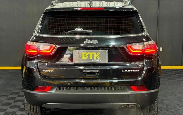 imagem-https://www.socarrao.com.br/sc-vehicle-images-prod/3346111/1787254370934-8348677_1_B_ae73875e14.jpeg