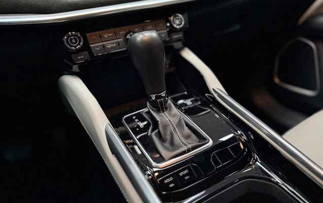 imagem-https://www.socarrao.com.br/sc-vehicle-images-prod/3346165/1789737176200-d81913dd-714c-405f-bbb5-a844677604ea.jpg