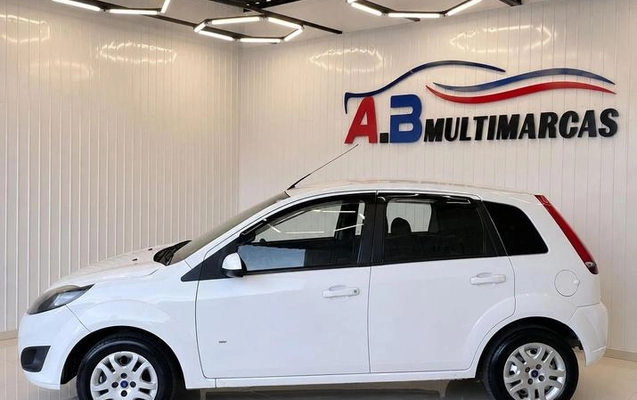 imagem-https://www.socarrao.com.br/sc-vehicle-images-prod/3346178/1789158364564-8400417_2_B_1767375f86.jpeg