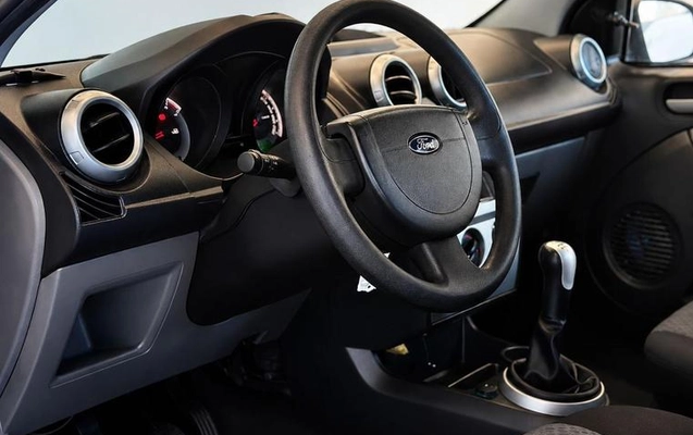 imagem-https://www.socarrao.com.br/sc-vehicle-images-prod/3346178/1789158364569-8400417_2_B_0f1993046e.jpeg