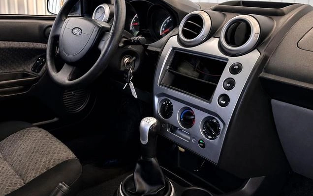 imagem-https://www.socarrao.com.br/sc-vehicle-images-prod/3346178/1789158364572-8400417_0_B_22af09161f.jpeg