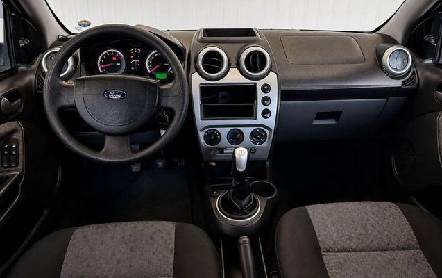imagem-https://www.socarrao.com.br/sc-vehicle-images-prod/3346178/1789158364576-8400417_2_B_38339ea6d7.jpeg