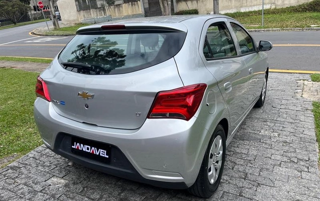 imagem-https://www.socarrao.com.br/sc-vehicle-images-prod/3346388/1789406325640-8366349_14_B_2151022555.jpeg