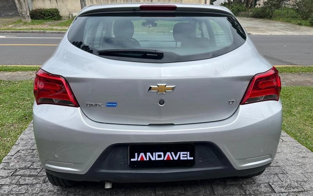 imagem-https://www.socarrao.com.br/sc-vehicle-images-prod/3346388/1789406325641-8366349_13_B_229292b2aa.jpeg