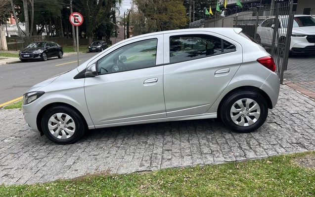 imagem-https://www.socarrao.com.br/sc-vehicle-images-prod/3346388/1789406325644-8366349_10_B_f688b80562.jpeg