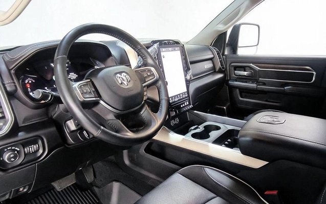 imagem-https://www.socarrao.com.br/sc-vehicle-images-prod/3346420/1791376572854-8324141_6_B_1041360e07.jpeg