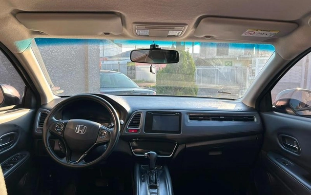 imagem-https://www.socarrao.com.br/sc-vehicle-images-prod/3346577/1787256081083-8401079_5_B_0e116a62e3.jpeg