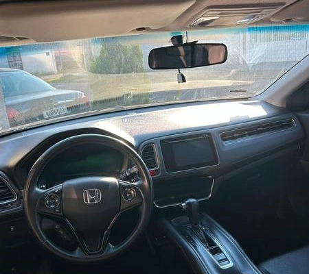 imagem-https://www.socarrao.com.br/sc-vehicle-images-prod/3346577/1787256081084-8401079_8_B_b1ca8816f9.jpeg