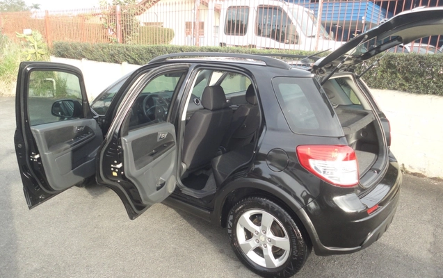 imagem-https://www.socarrao.com.br/sc-vehicle-images-prod/3346597/1787256215309-RFNDMDk4NzEuSlBH.JPG