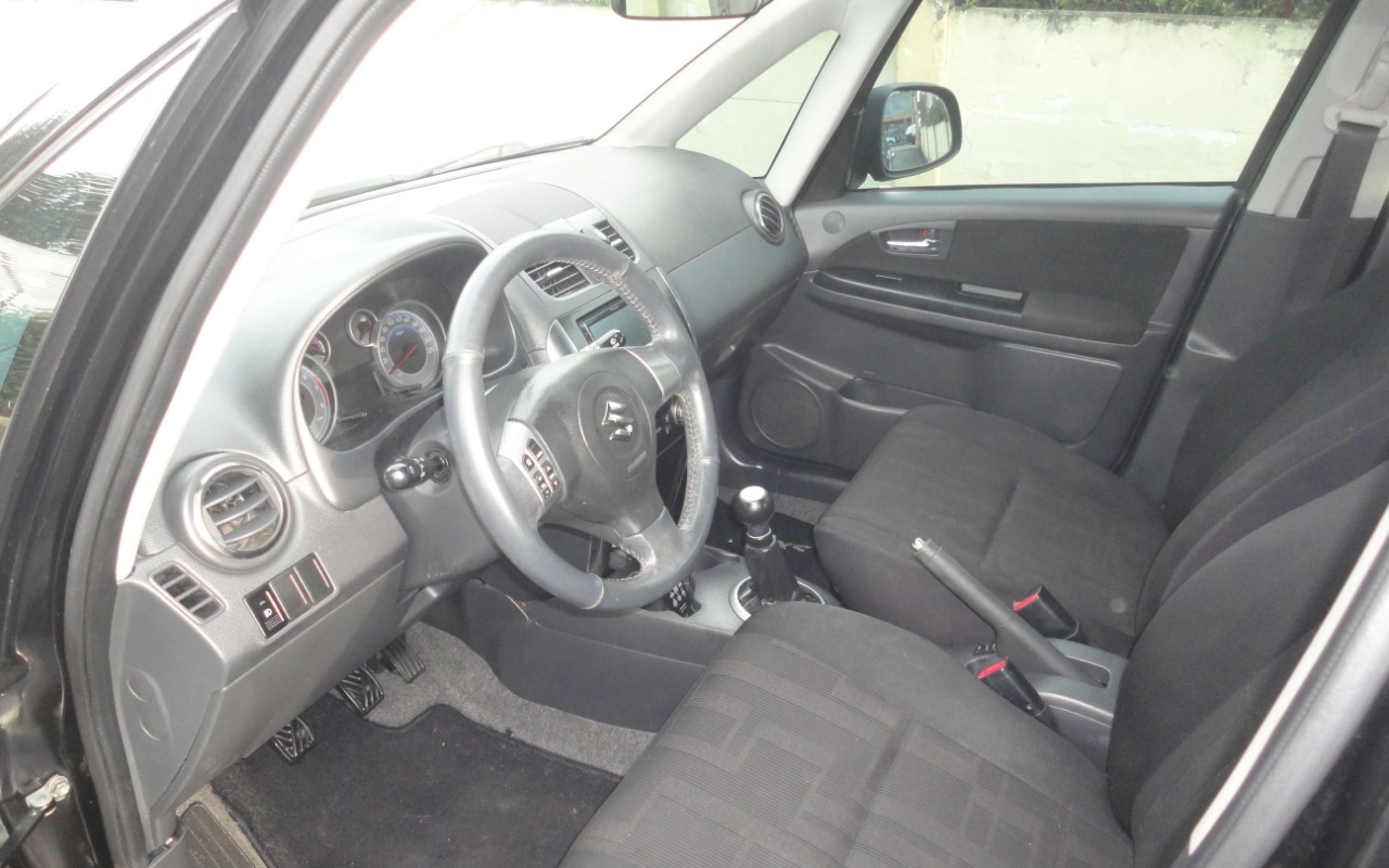 imagem-https://www.socarrao.com.br/sc-vehicle-images-prod/3346597/1787256215904-RFNDMDk4NjIuSlBH.JPG