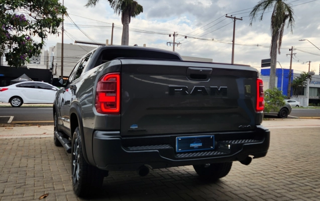 imagem-https://www.socarrao.com.br/sc-vehicle-images-prod/3346625/1789072047539-3714833b-4fd8-4035-a252-0bacd99fc887.jpg