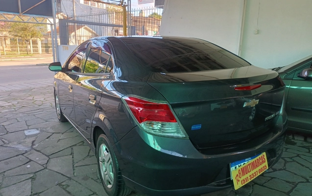 imagem-https://www.socarrao.com.br/sc-vehicle-images-prod/3346631/1787256321837-SU1HXzIwMjYwODIwXzE2MzkxMzM5N19IRFIuanBn.jpg