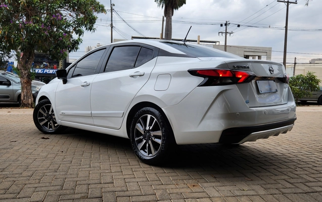 imagem-https://www.socarrao.com.br/sc-vehicle-images-prod/3346688/1787256438714-77b5ce39-31d7-4547-bc7d-f27bbac264e7.jpg
