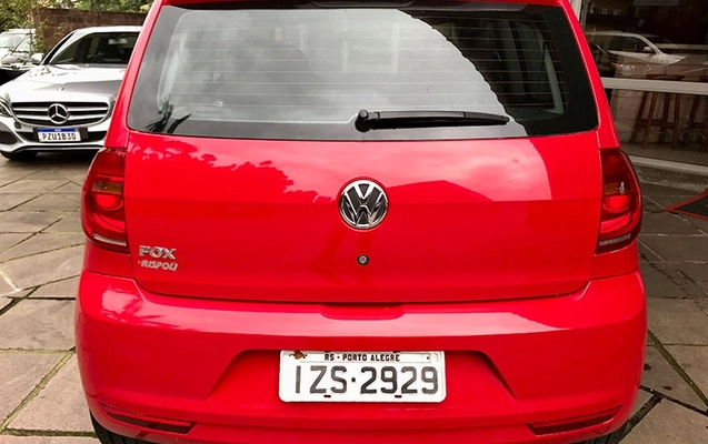 imagem-https://www.socarrao.com.br/sc-vehicle-images-prod/3346777/1788282887384-IEJHOGfhckKokB6oP2Za1cI50UNOFKT1.jpg