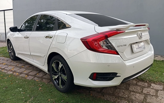 imagem-https://www.socarrao.com.br/sc-vehicle-images-prod/3346846/1787257120102-vehicle_image_1787257004_115325f6f8959cea2d53a797c69b0982.jpeg