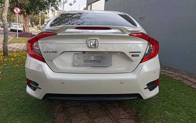 imagem-https://www.socarrao.com.br/sc-vehicle-images-prod/3346846/1787257120103-vehicle_image_1787257013_fb94007d3a5efba1d5c540934e9af337.jpeg