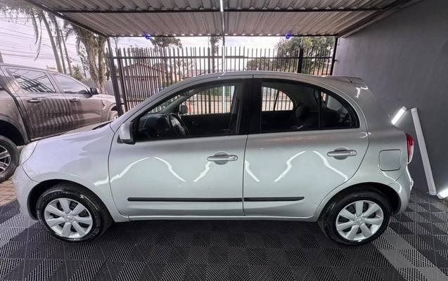 imagem-https://www.socarrao.com.br/sc-vehicle-images-prod/3346909/1787666150736-8401210_1_B_3216341fa2.jpeg