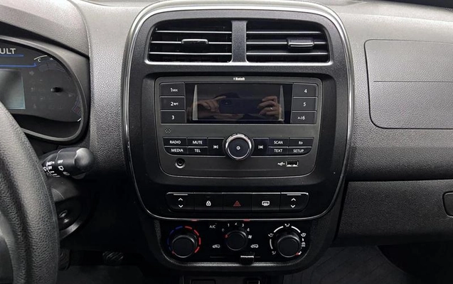 imagem-https://www.socarrao.com.br/sc-vehicle-images-prod/3346924/1789671251117-8369771_8_B_24e5f12bbd.jpeg