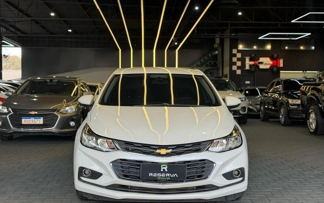 imagem-https://www.socarrao.com.br/sc-vehicle-images-prod/3346938/1787257151229-8401058_12_B_242352bccd.jpeg