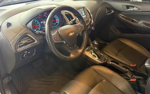imagem-https://www.socarrao.com.br/sc-vehicle-images-prod/3346938/1787257151235-8401058_6_B_5a5c356439.jpeg