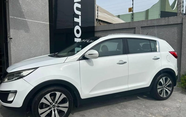 imagem-https://www.socarrao.com.br/sc-vehicle-images-prod/3346953/1788190406042-8401222_3_B_d8116ed856.jpeg
