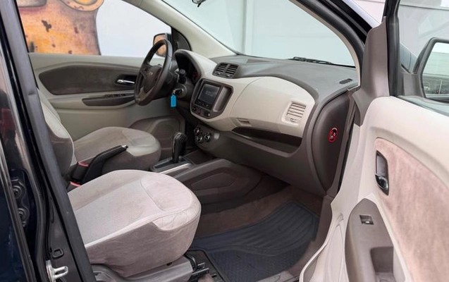 imagem-https://www.socarrao.com.br/sc-vehicle-images-prod/3346956/1787257229577-8250268_11_B_d0068bb223.jpeg