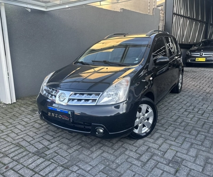 Nissan LIVINA 2012 Preto — foto 1 de 3