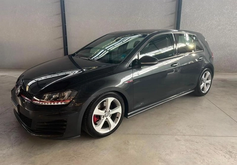 Volkswagen Golf GTi 2.0 2016 Cinza — foto 1 de 3
