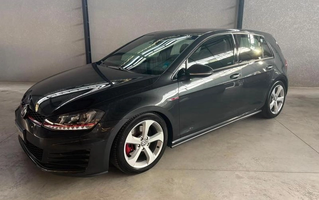 imagem-https://www.socarrao.com.br/sc-vehicle-images-prod/3347336/1787862655396-8401281_14_B_2dc43ddbcc.jpeg