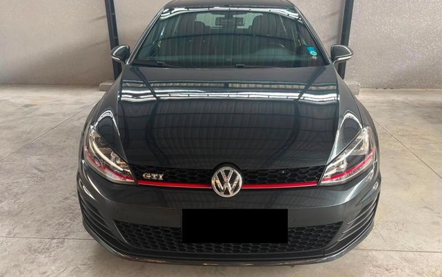 imagem-https://www.socarrao.com.br/sc-vehicle-images-prod/3347336/1787862655403-8401281_12_B_9eb29141e3.jpeg