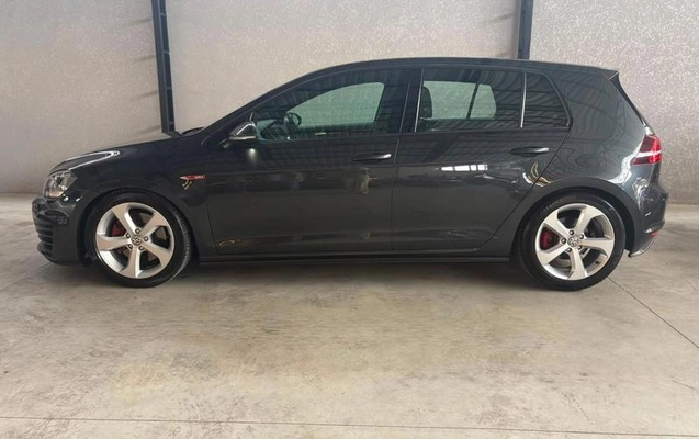 imagem-https://www.socarrao.com.br/sc-vehicle-images-prod/3347336/1787862655407-8401281_14_B_82d5a5f6ce.jpeg