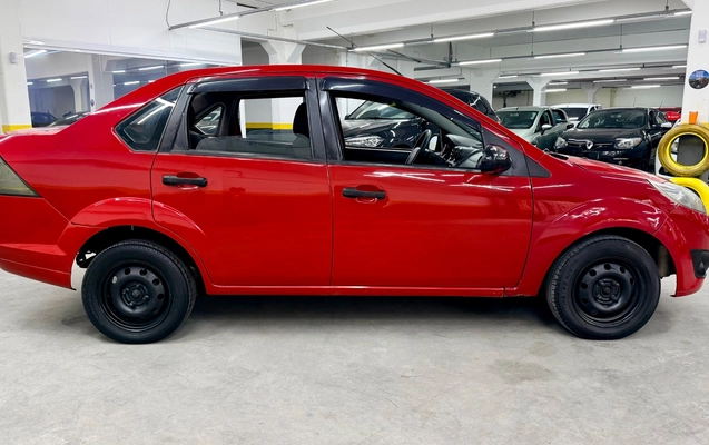 imagem-https://www.socarrao.com.br/sc-vehicle-images-prod/3347622/1788629266910-86b30c6eb1514c89b820ba29bbce63eb_1787227982601.jpg