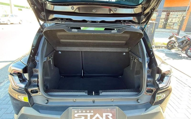imagem-https://www.socarrao.com.br/sc-vehicle-images-prod/3347628/1787258385773-8385442_13_B_904f1eb005.jpeg