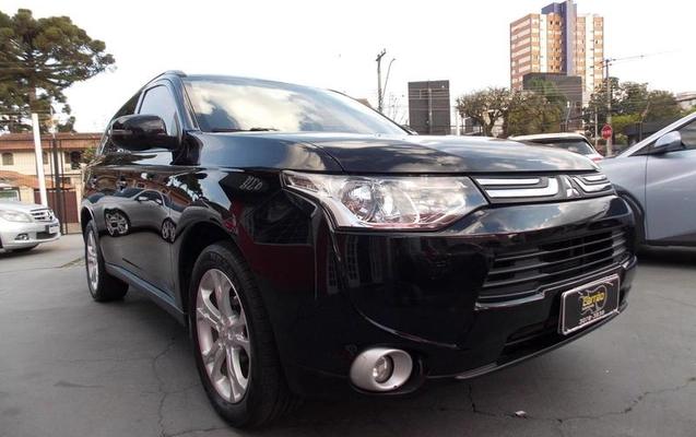 imagem-https://www.socarrao.com.br/sc-vehicle-images-prod/3347640/1787258416918-8376832_0_B_7f1eddeead.jpeg