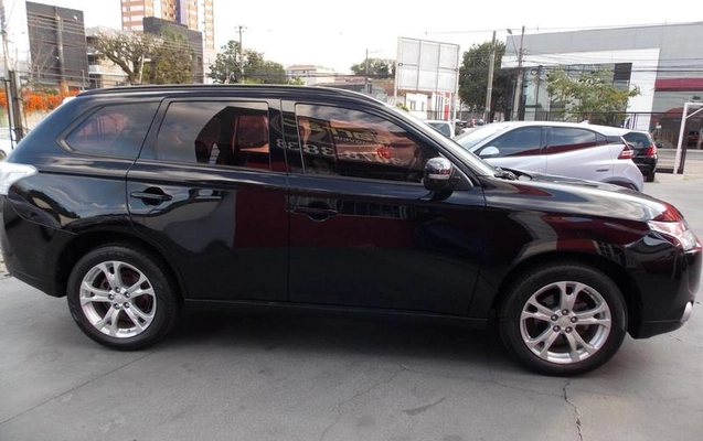 imagem-https://www.socarrao.com.br/sc-vehicle-images-prod/3347640/1787258416924-8376832_0_B_7609f4142e.jpeg