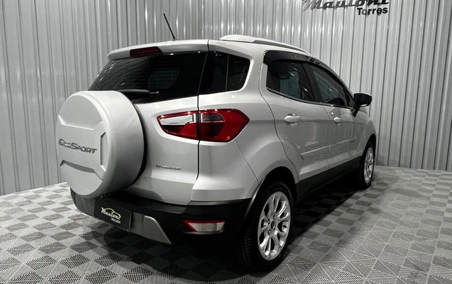 imagem-https://www.socarrao.com.br/sc-vehicle-images-prod/3347654/1789649891538-8396159_10_B_9714db8f50.jpeg