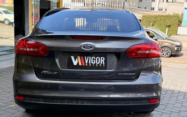 imagem-https://www.socarrao.com.br/sc-vehicle-images-prod/3347761/1787840151646-8394709_8_B_66e1907d47.jpeg